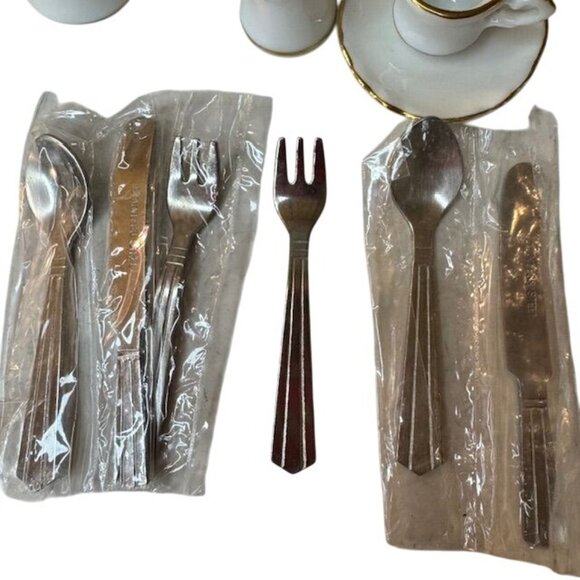 Vintage Miniature Tea Set & Cutlery In Original Box - Picture 5 of 13